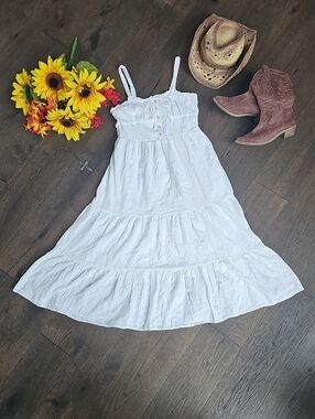 SO White Textured Tiered Maxi Dress Smocked Waist Button Front Boho M